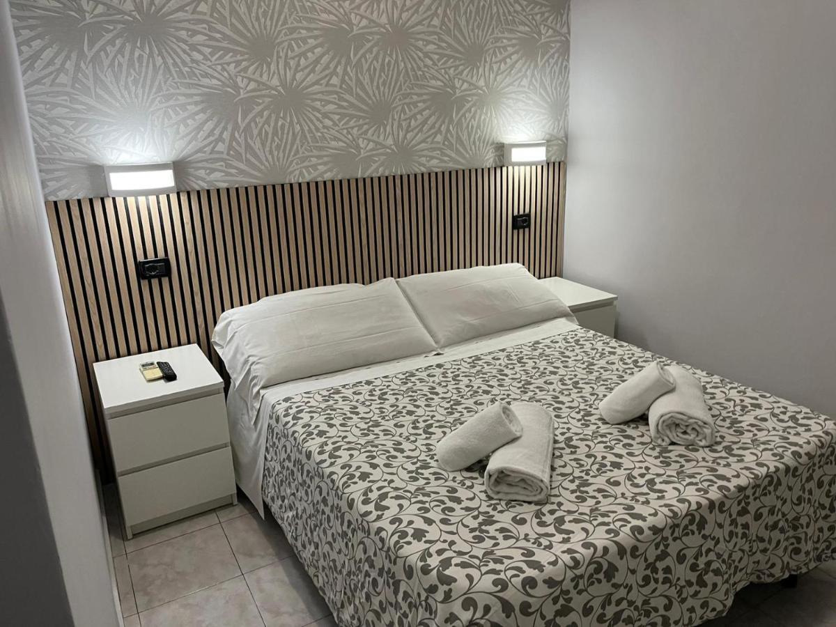Les Artes Hotel Rome Bagian luar foto