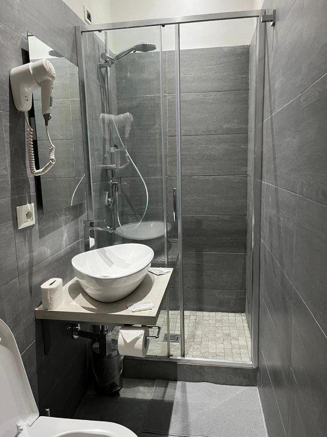 Les Artes Hotel Rome Bagian luar foto