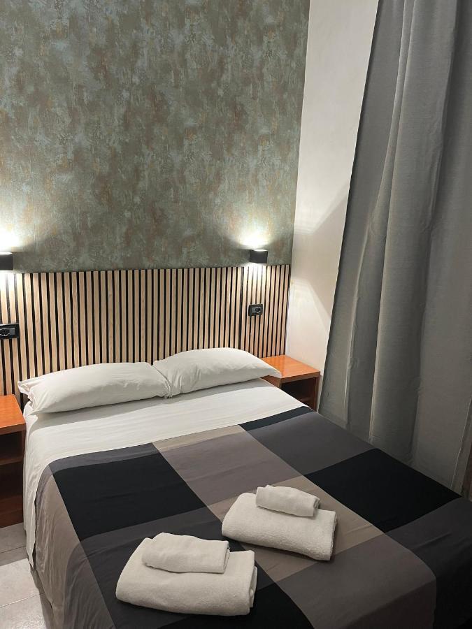 Les Artes Hotel Rome Bagian luar foto